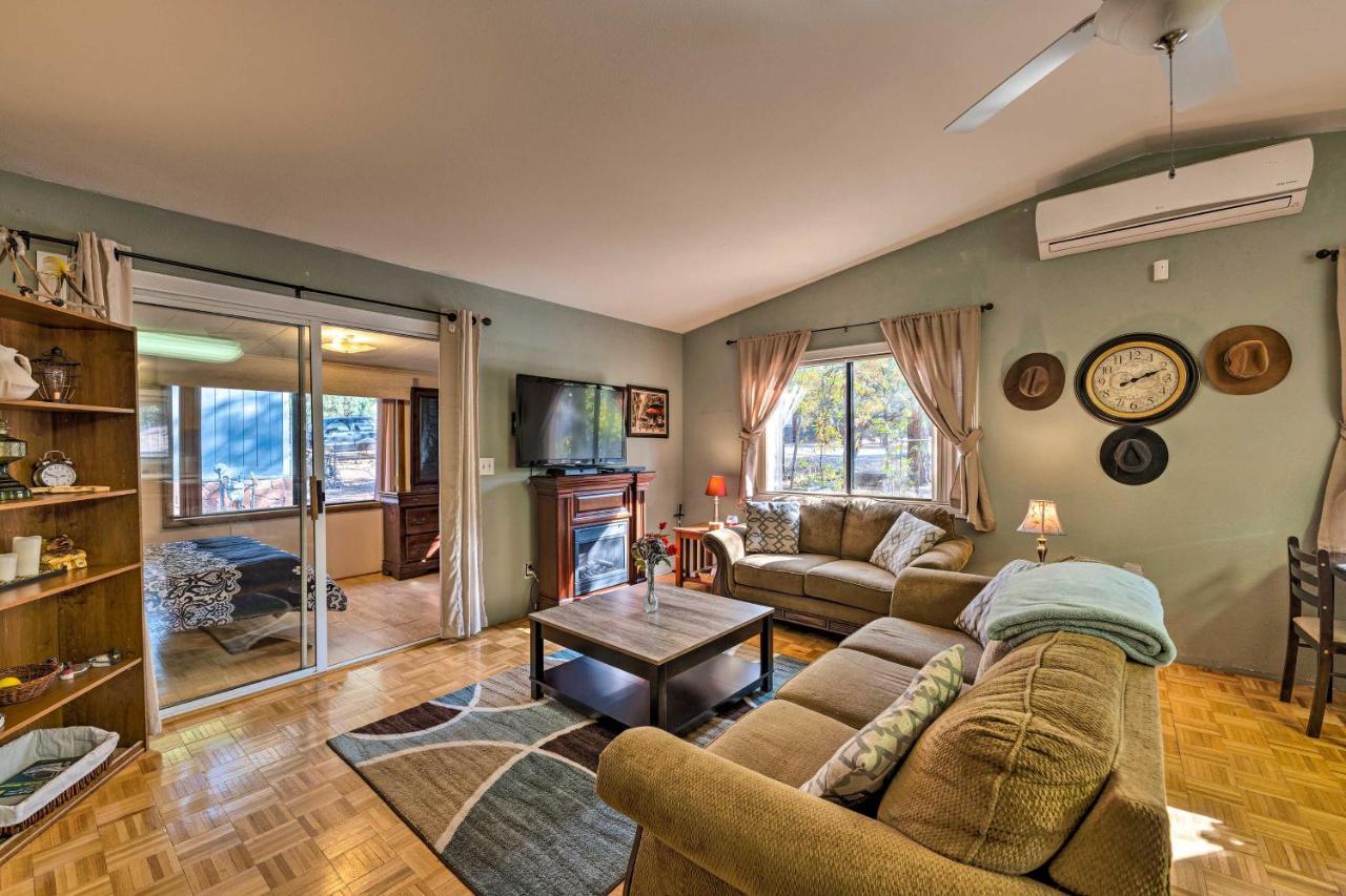 Show Low Home With Deck And Fire Pit, Near Trails Exterior foto